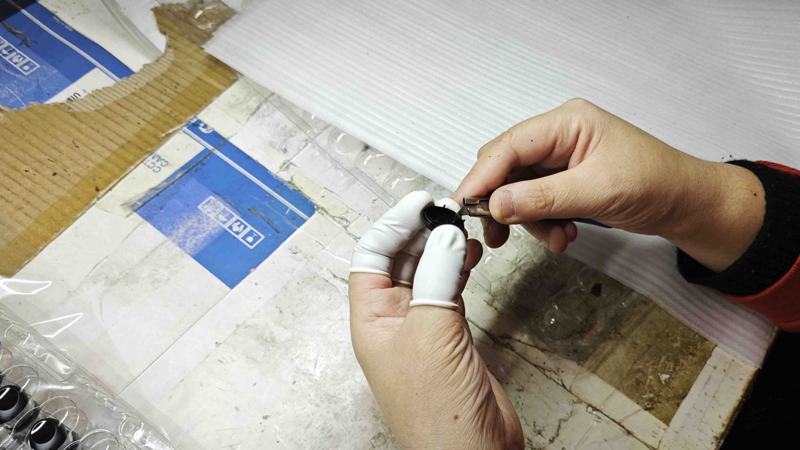 What Causes Air Bubbles in Plastic Injection Molding LONGSHENG