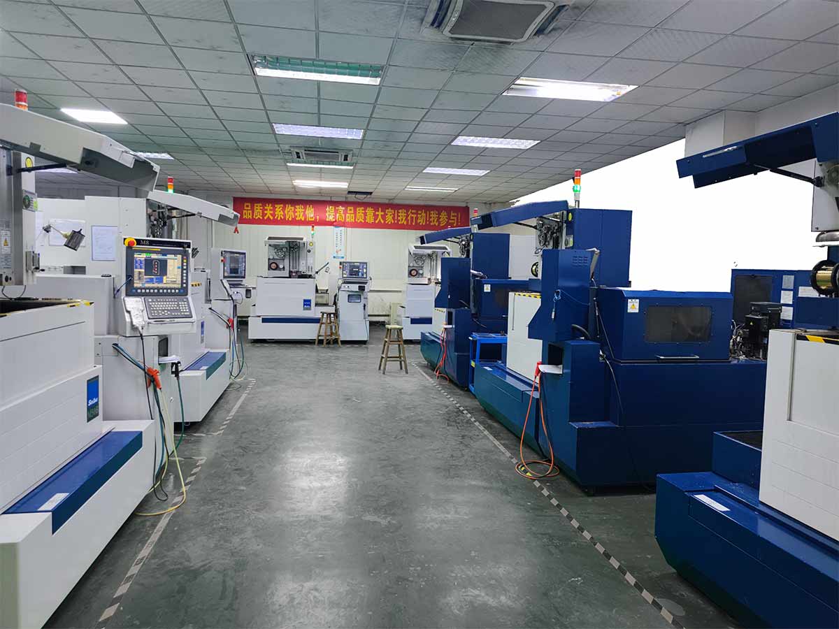 Guide to Manufacturing Processes for Plastics