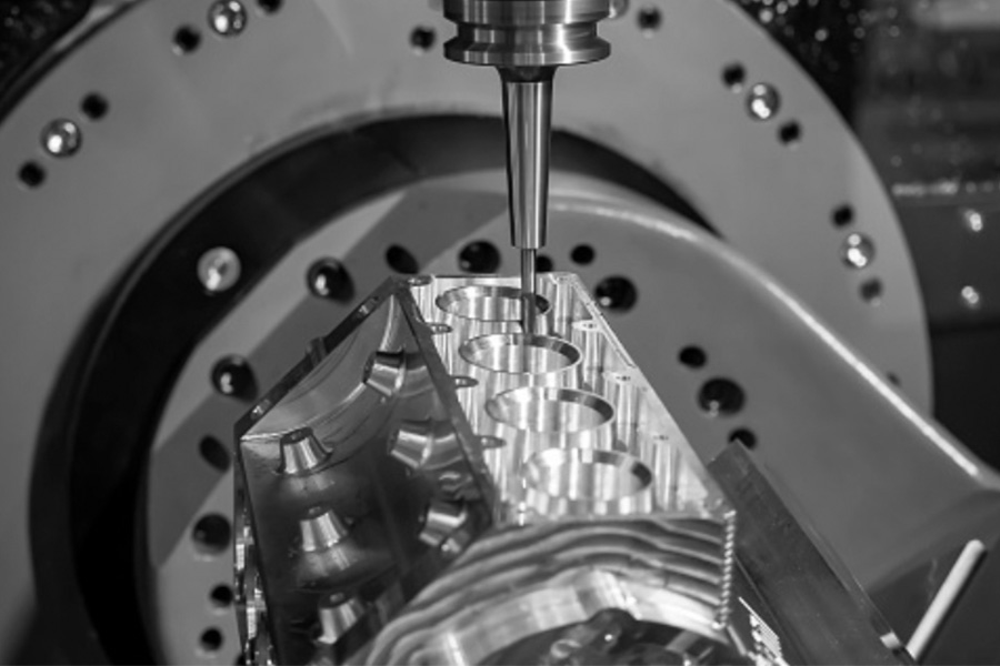 Five-axis CNC machining: 0.01mm error determines life or death?